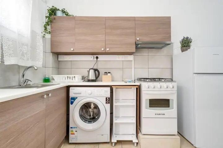 Cozy And Traditional - Ec Appartement Larnaca